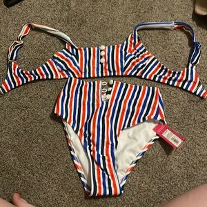 Xhilaration bikini top and bottoms